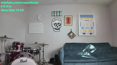 Snapshot of treyanthony chatting on January 22, 4:44 pm decentanthony online show from January 22, 4:44 pm