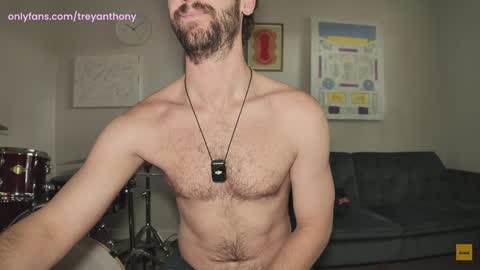 Snapshot of treyanthony chatting on February 5, 6:59 pm decentanthony online show from February 5, 6:59 pm