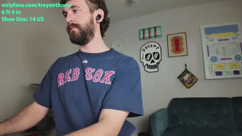 Snapshot of treyanthony chatting on January 24, 8:53 pm decentanthony online show from January 24, 8:53 pm
