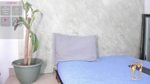 Trey online show from April 1, 4:24 am