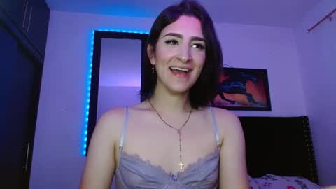triana_damelio online show from October 6, 2:57 pm