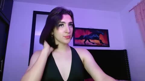 triana_damelio online show from October 17, 2:04 am