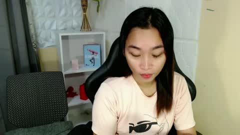 tricia_slut online show from July 1, 10:35 am
