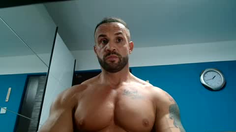 tridentmuscles online show from December 3, 11:40 pm
