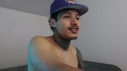 - trieone online show from December 21, 3:25 am