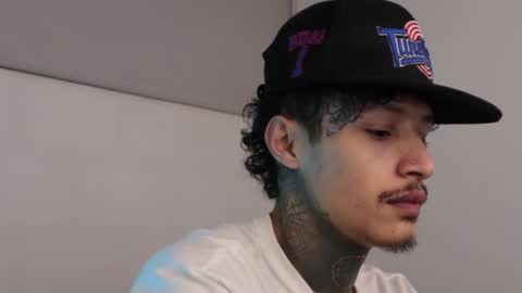 - trieone online show from February 11, 6:19 am