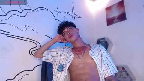 trinity_knox online show from December 16, 4:02 pm