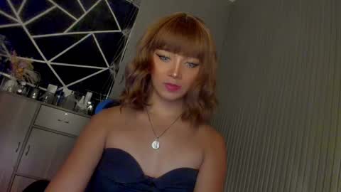 Ms Ella online show from February 4, 12:22 pm