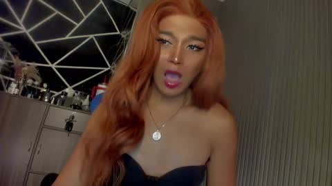 Ms Ella online show from January 10, 3:27 pm