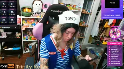 Trin Kat pet online show from October 2, 8:18 pm