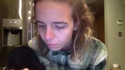 trippybb222 online show from September 25, 1:45 am