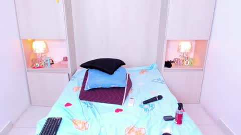 TRISHA online show from December 18, 4:52 am