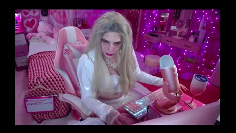 trista_doll online show from February 1, 12:18 am