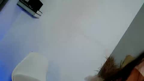 trixie_moore online show from October 23, 5:42 am