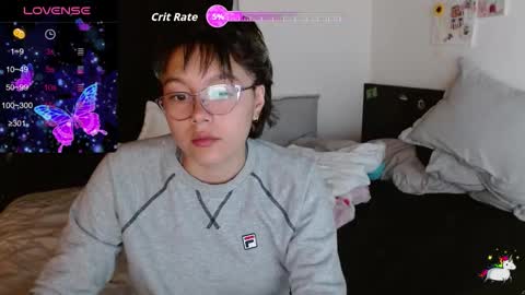 Kitty online show from December 5, 4:23 am