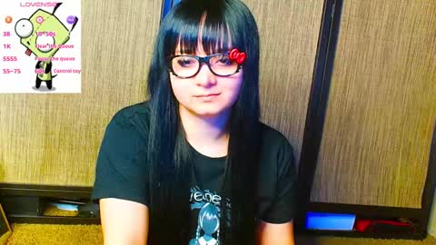 trixiedoescamcam online show from October 16, 1:05 am