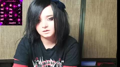 Snapshot of trixiedoescamcam chatting on February 4, 10:13 pm trixiedoescamcam online show from February 4, 10:13 pm
