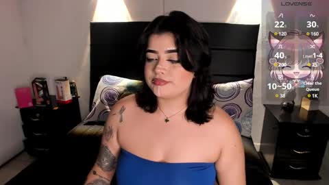 trixxiee_ online show from February 28, 8:28 pm