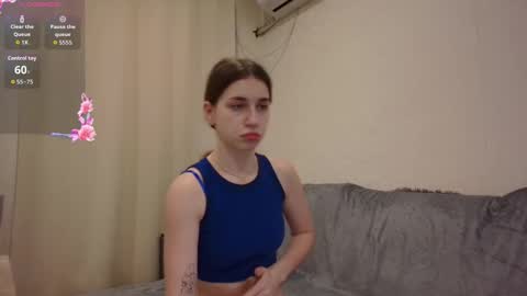 Snapshot of trixy_pixywe chatting on September 19, 3:10 am TrixyPixy online show from September 19, 3:10 am
