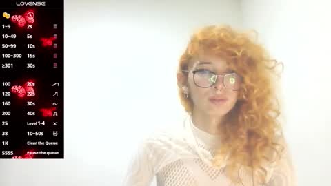 Snapshot of trixy_roses chatting on September 14, 6:48 am Trixy Rose online show from September 14, 6:48 am