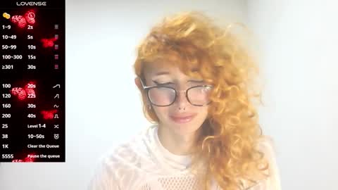 Snapshot of trixy_roses chatting on September 15, 6:59 am Trixy Rose online show from September 15, 6:59 am
