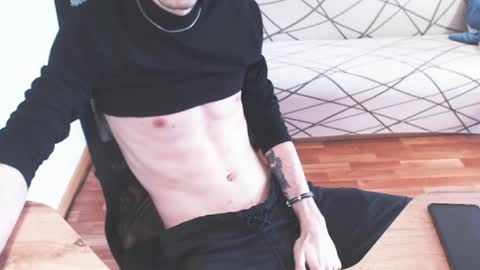 I POST MY FUCKING VIDEOS AND PICS    online show from April 11, 10:08 am