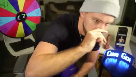 Troy Green online show from February 10, 3:35 am