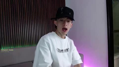 Troy online show from October 6, 7:20 pm