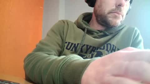 truble_78 online show from February 19, 1:39 pm