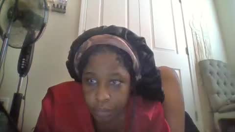 trublu2018 online show from November 16, 8:55 pm