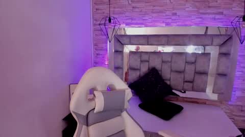 Snapshot of truelove_art chatting on January 28, 2:53 pm online show from January 28, 2:53 pm