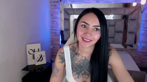 Snapshot of truelove_art chatting on February 18, 3:52 pm online show from February 18, 3:52 pm