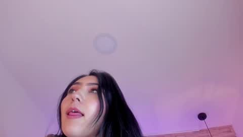 Snapshot of truelove_art chatting on February 27, 3:05 pm online show from February 27, 3:05 pm