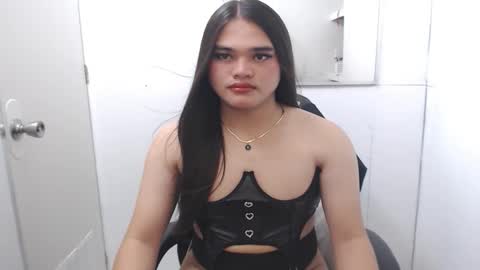 ts_lovelicious online show from October 15, 3:54 am