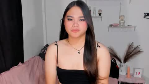 ts_lovelicious online show from February 11, 4:05 am