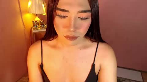Snapshot of ts_romantika69 chatting on March 3, 6:26 am The Girl Named Romantika online show from March 3, 6:26 am