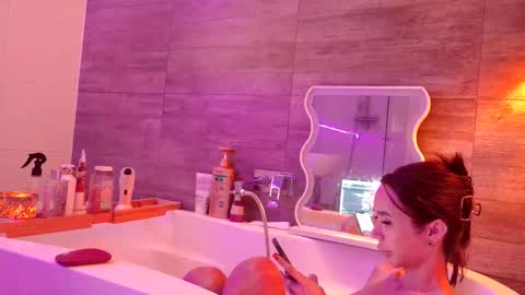 Snapshot of ts_rose25 chatting on October 27, 8:42 pm TS Rose25 online show from October 27, 8:42 pm