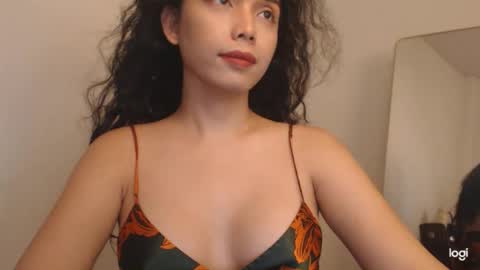 Samantha Eli online show from December 2, 5:15 am