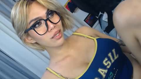 billie online show from October 6, 12:12 pm