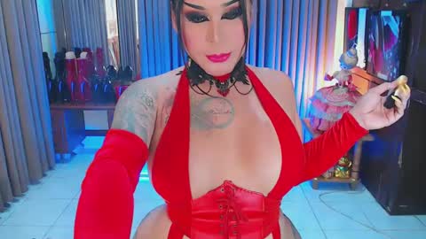 Snapshot of tsbubblebutt chatting on March 2, 4:07 am Tsbubblebutt online show from March 2, 4:07 am