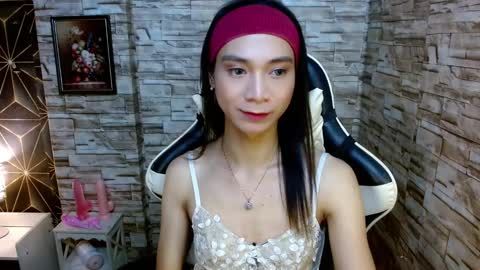 Snapshot of tscumbitch chatting on December 28, 7:43 pm Tina online show from December 28, 7:43 pm
