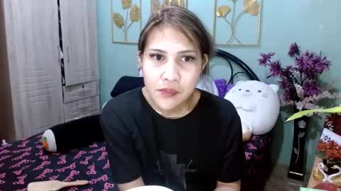 Snapshot of tsempress chatting on February 15, 10:33 am SHENA online show from February 15, 10:33 am