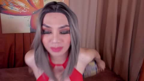 Queen Selena online show from March 16, 1:31 am