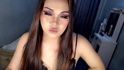 Snapshot of tsscarlett_xx chatting on February 25, 1:09 am jayvie online show from February 25, 1:09 am
