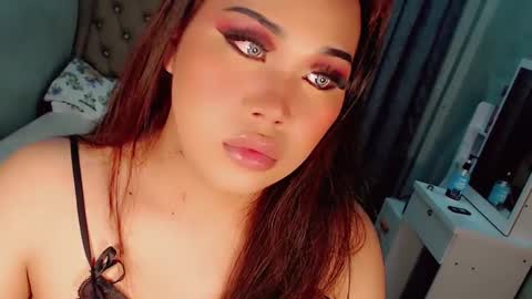 Snapshot of tsscarlett_xx chatting on February 11, 7:59 pm jayvie online show from February 11, 7:59 pm