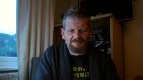 Snapshot of ttb2769 chatting on February 24, 7:11 am ttb2769 online show from February 24, 7:11 am