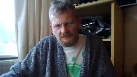 Snapshot of ttb2769 chatting on February 20, 7:45 am ttb2769 online show from February 20, 7:45 am