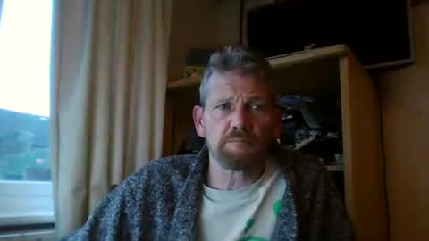 Snapshot of ttb2769 chatting on February 21, 7:34 am ttb2769 online show from February 21, 7:34 am