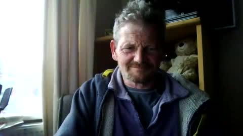 Snapshot of ttb2769 chatting on December 18, 1:23 pm ttb2769 online show from December 18, 1:23 pm