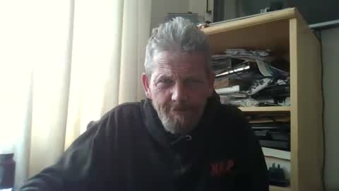Snapshot of ttb2769 chatting on March 10, 3:30 pm ttb2769 online show from March 10, 3:30 pm